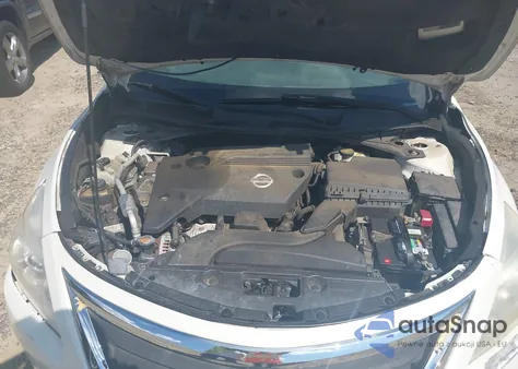 2013 Nissan Altima 2.5 Sv z USA, uszkodzony, nr VIN 1N4AL3AP8DC140235